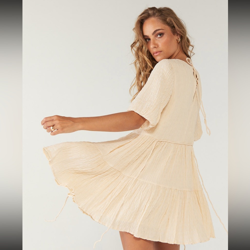 Sovere Lenox Reversible Creme Mini Dress